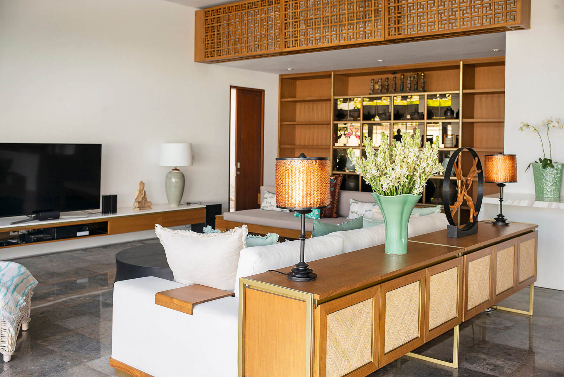 Stilvolle Strandvilla mit Pool und atemberaubender Aussicht – Bali Villa 1068