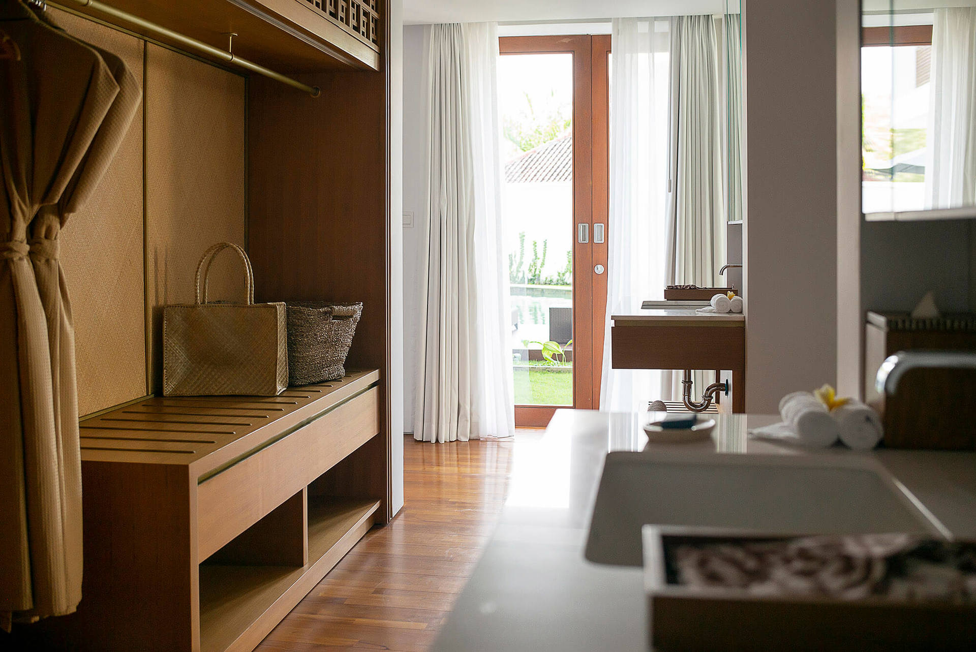 Stilvolle Strandvilla mit Pool und atemberaubender Aussicht – Bali Villa 1068