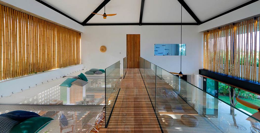 Nur wenige Schritte vom Meer entfernt, in Luxus gehüllt – Bali Villa 1073