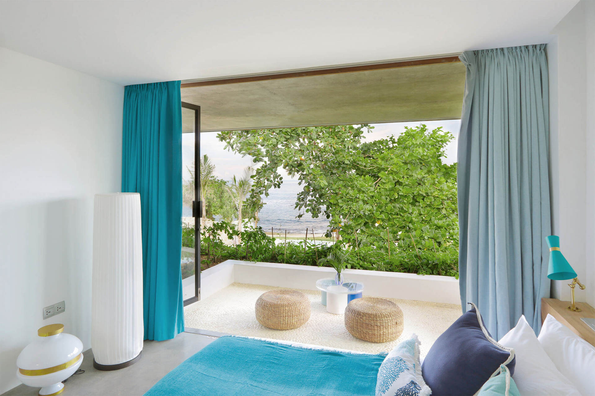 Nur wenige Schritte vom Meer entfernt, in Luxus gehüllt – Bali Villa 1073