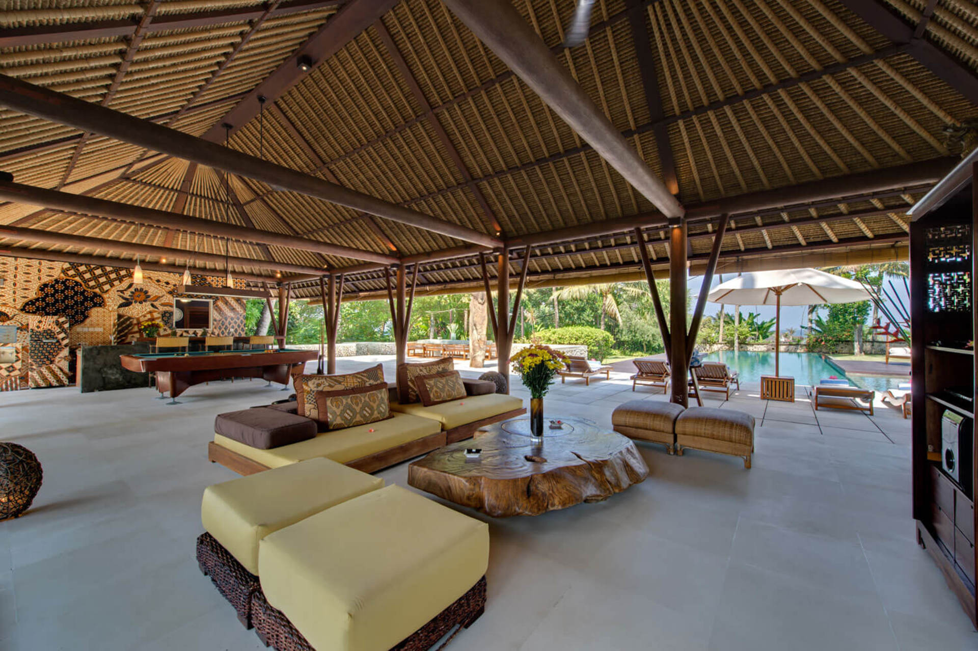 Luxus, der in der Ruhe verwurzelt ist – Bali Villa 1074