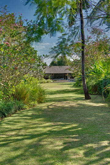 Luxus, der in der Ruhe verwurzelt ist – Bali Villa 1074