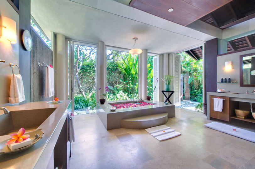 Luxus, der in der Ruhe verwurzelt ist – Bali Villa 1074