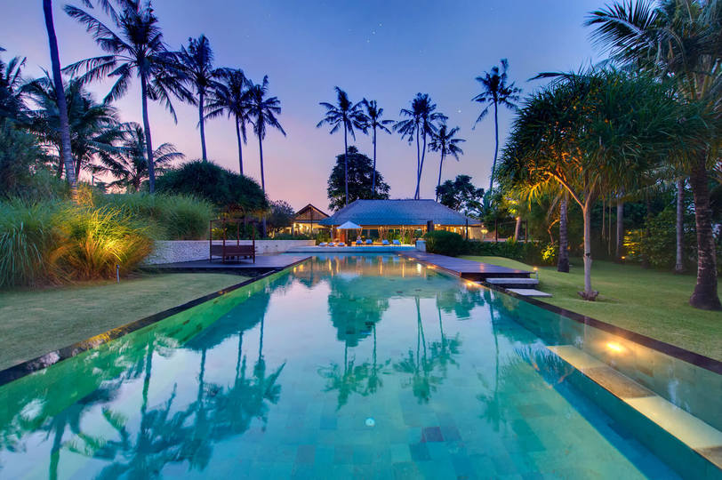 Luxus, der in der Ruhe verwurzelt ist – Bali Villa 1074