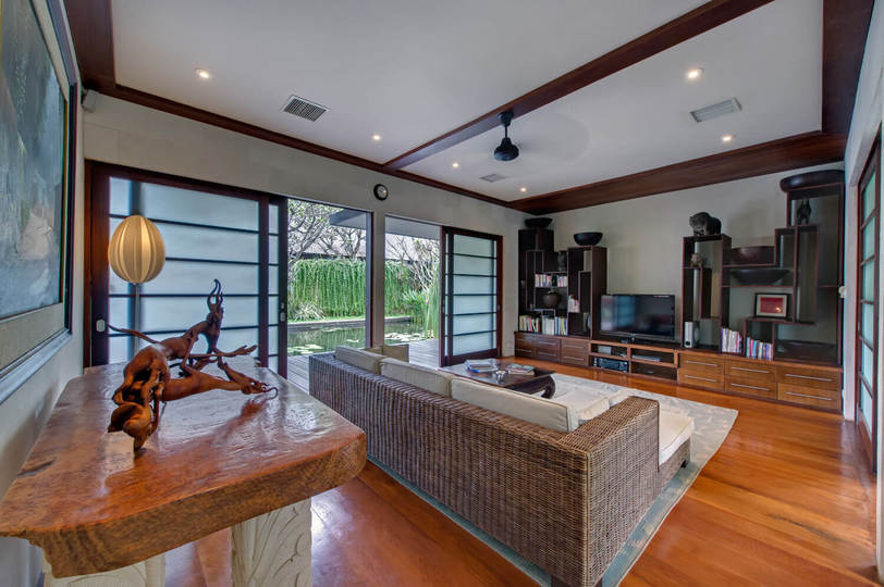 Luxus, der in der Ruhe verwurzelt ist – Bali Villa 1074