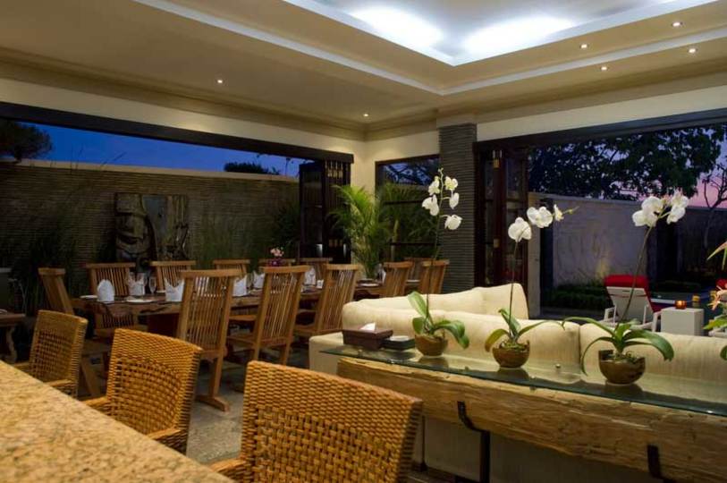 Strandglück erwartet Sie – Bali Villa 1076