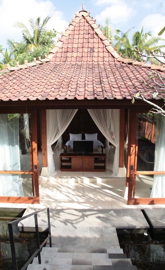 Ein privater Zufluchtsort auf Bali, nur wenige Schritte vom Meer entfernt – 1081