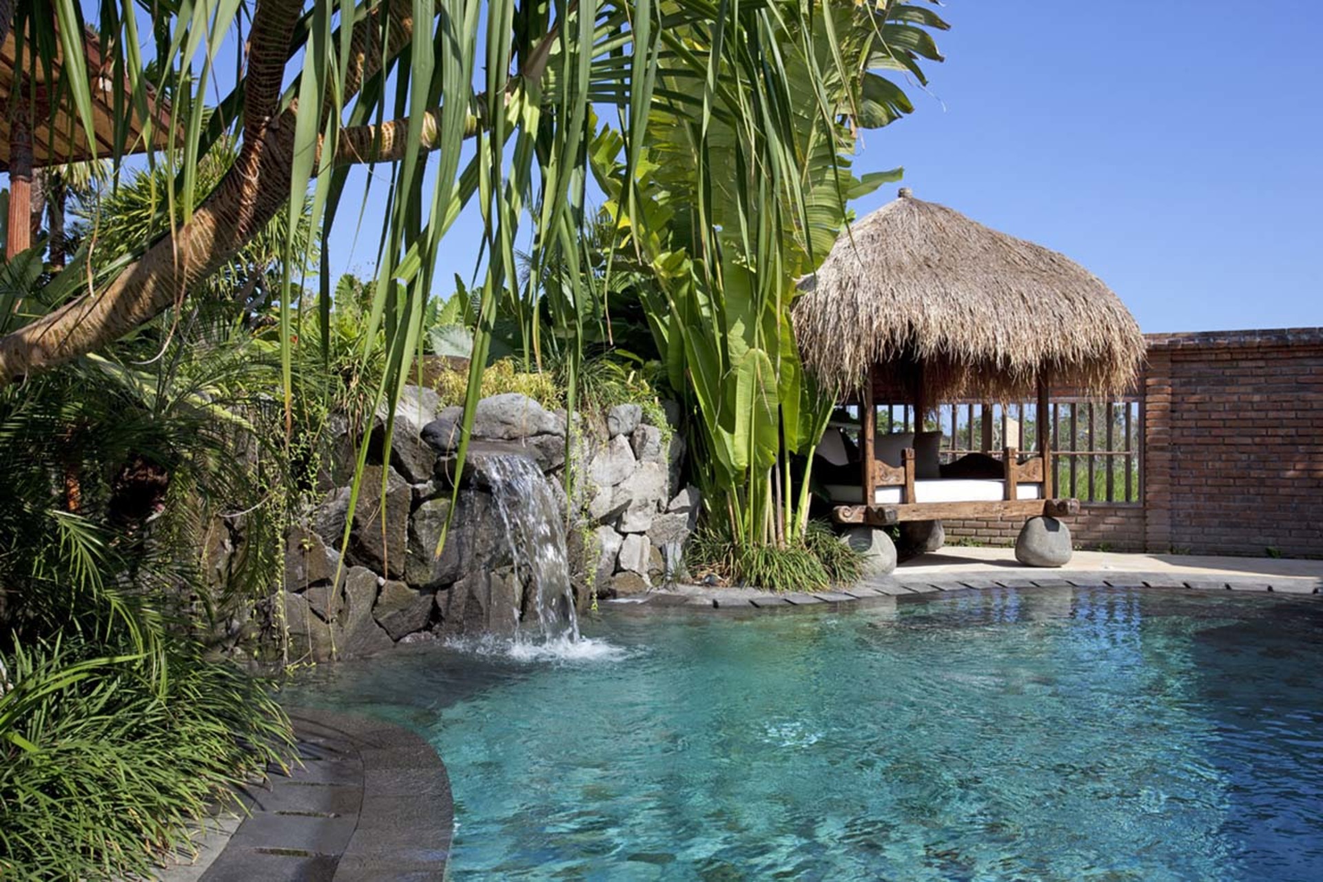 Ein privater Zufluchtsort auf Bali, nur wenige Schritte vom Meer entfernt – 1081
