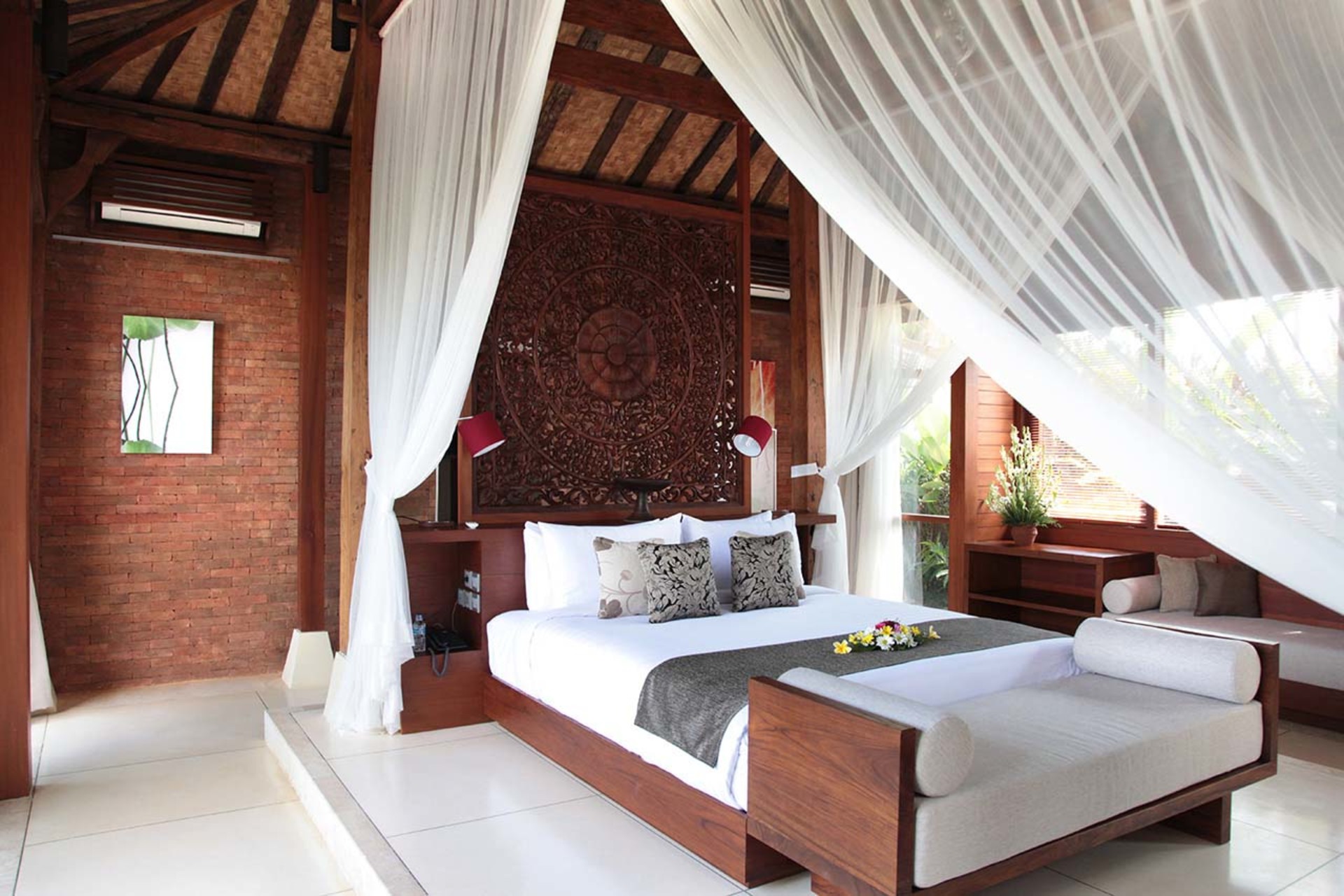 Ein privater Zufluchtsort auf Bali, nur wenige Schritte vom Meer entfernt – 1081
