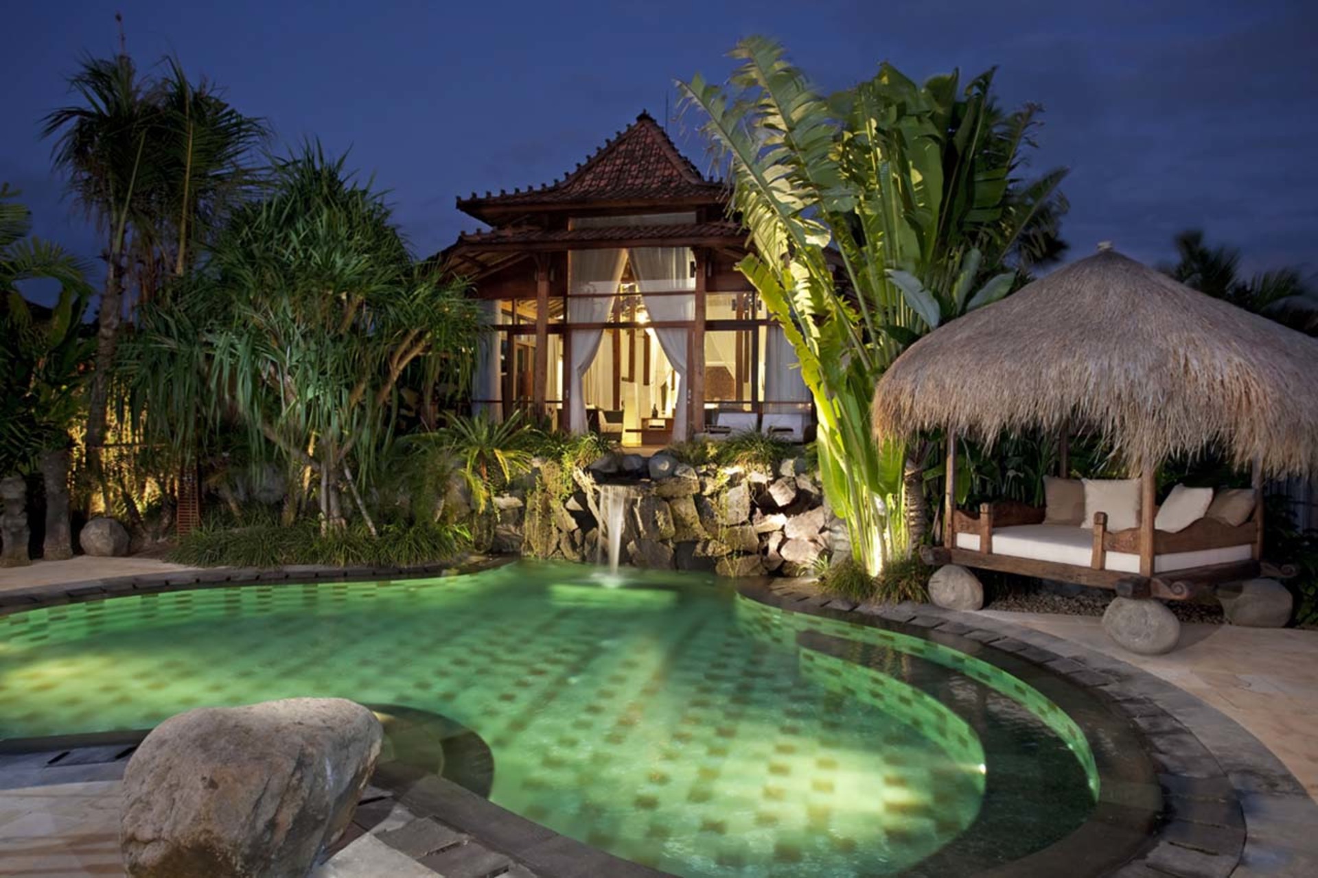 Ein privater Zufluchtsort auf Bali, nur wenige Schritte vom Meer entfernt – 1081