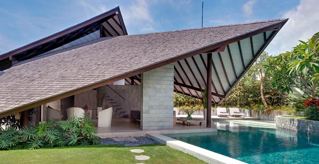 Luxuriöses Wohnen am Meer erwartet Sie in der Bali Villa 1084, Seminyak, Indonesia
