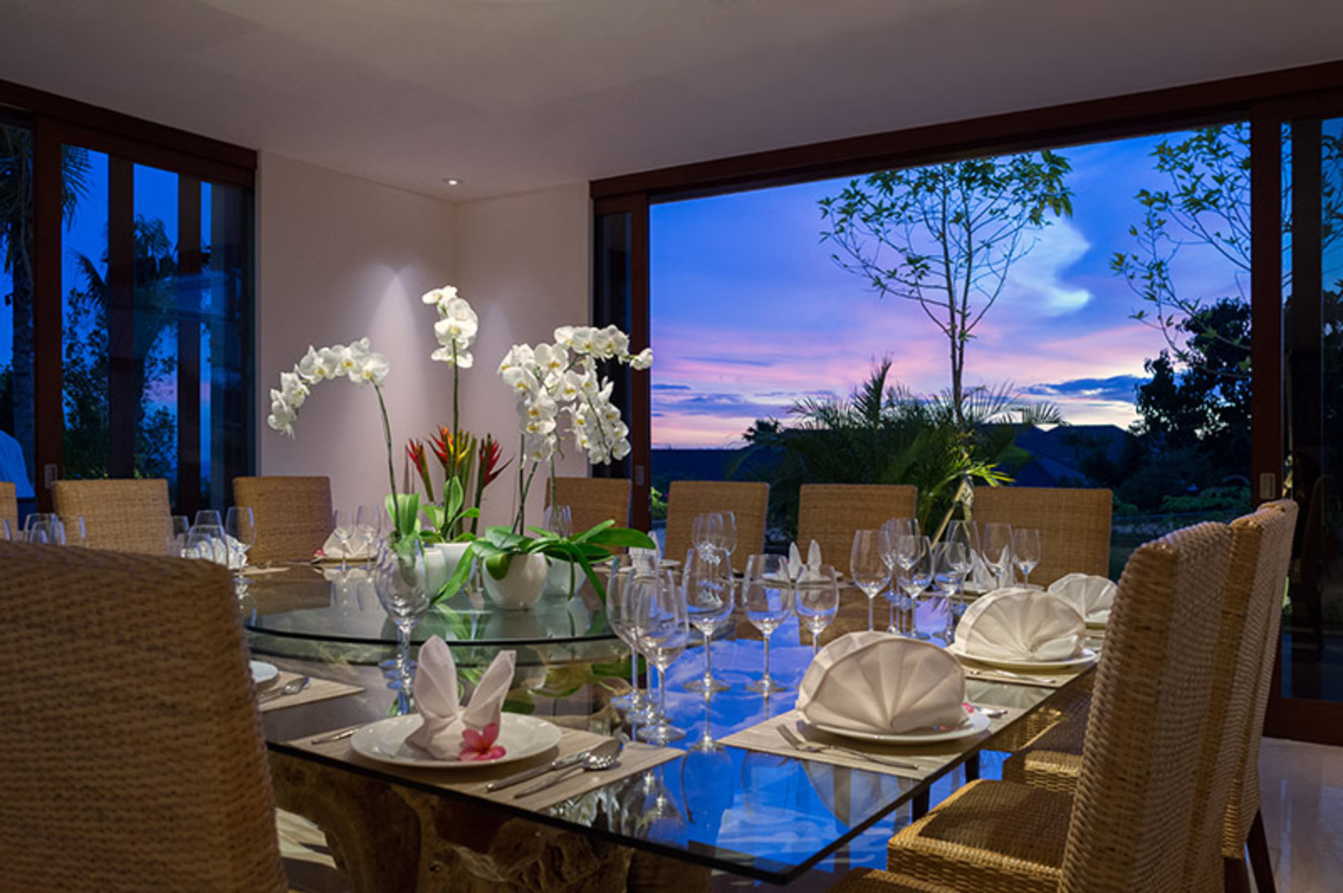Abgeschiedene Eleganz mit Meerblick – Bali Villa 1090