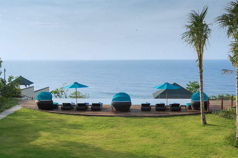 Abgeschiedene Eleganz mit Meerblick – Bali Villa 1090
