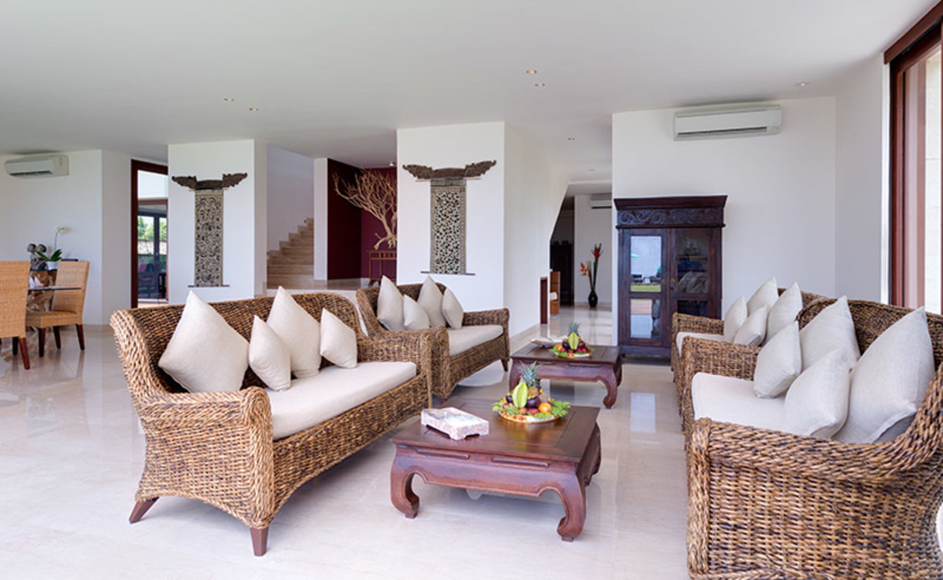 Abgeschiedene Eleganz mit Meerblick – Bali Villa 1090