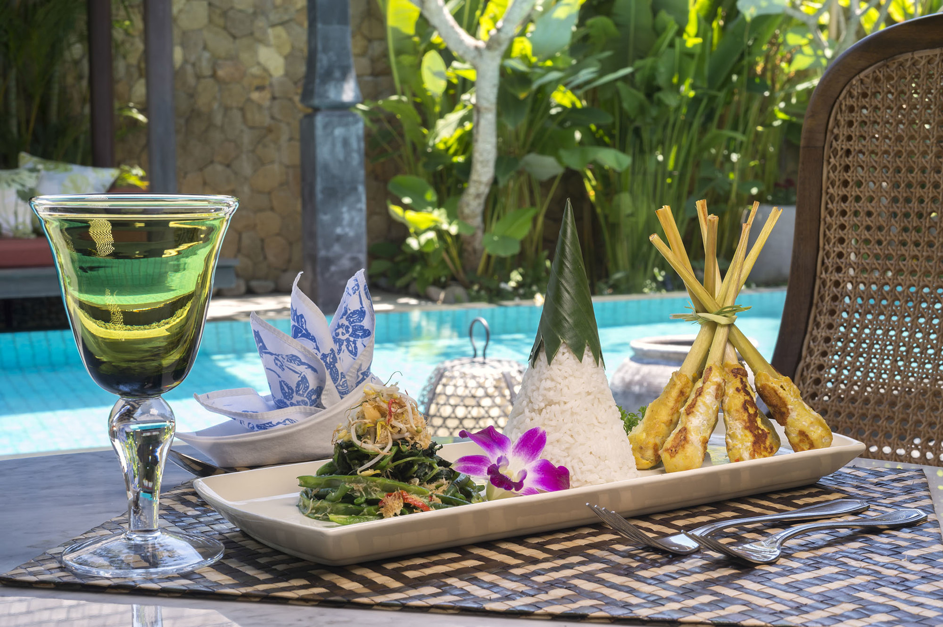 Ruhiger Luxusurlaub in der Nähe von Seminyak – Bali Villa 1092