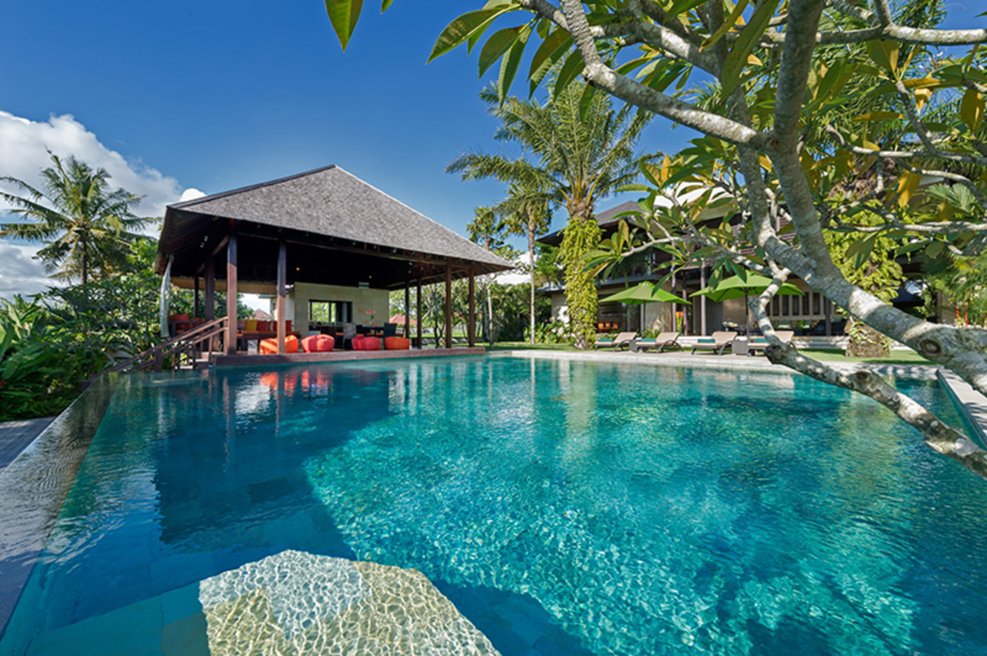 Ruhiger Luxus-Rückzugsort mit Pool-Glückseligkeit – Villa 1097