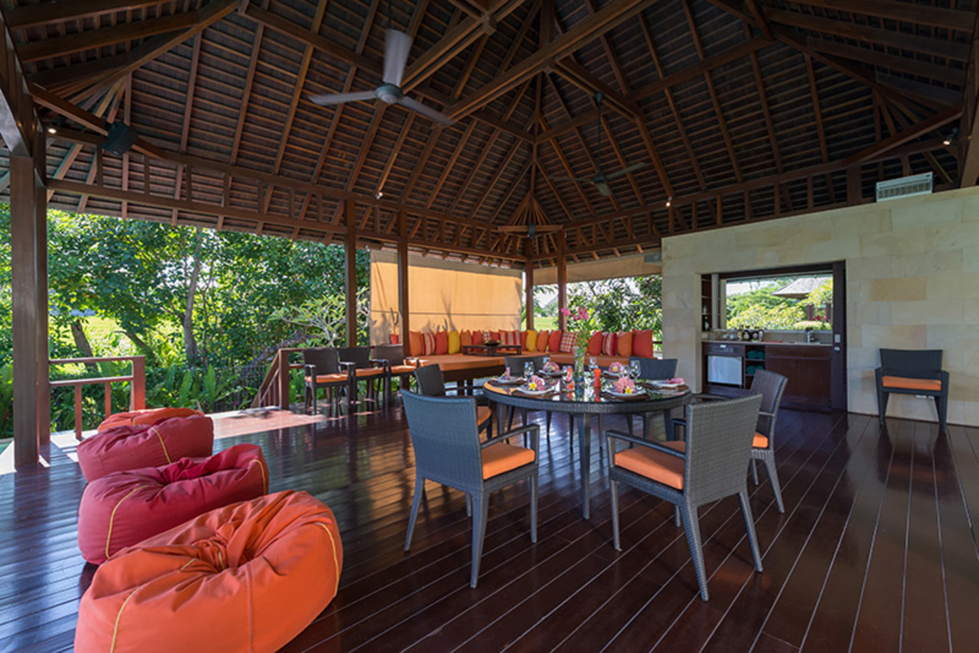 Ruhiger Luxus-Rückzugsort mit Pool-Glückseligkeit – Villa 1097
