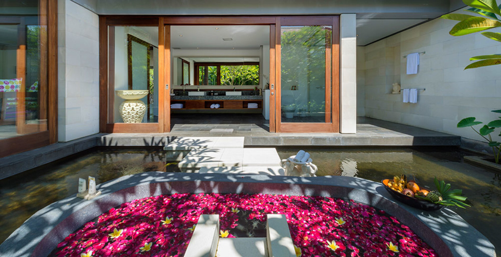 Geräumiger Luxus-Rückzugsort in Strandnähe – Bali Villa 1098