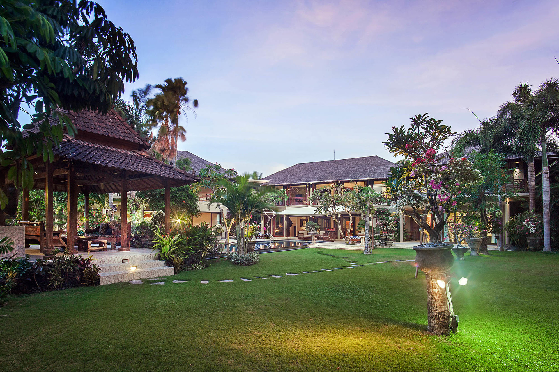Ruhige Oase mit Meeresbrise – Bali Villa 1110