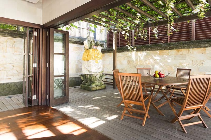 Elegante Küstenvilla mit Whirlpool – Bali Villa 1111