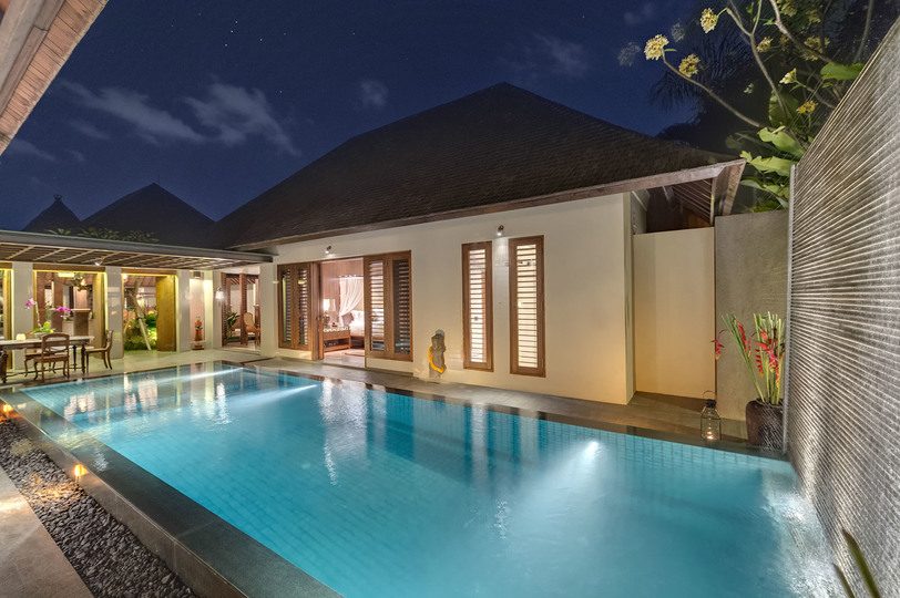 Ruhiger Luxus in üppigen Gärten – Bali Villa 1124