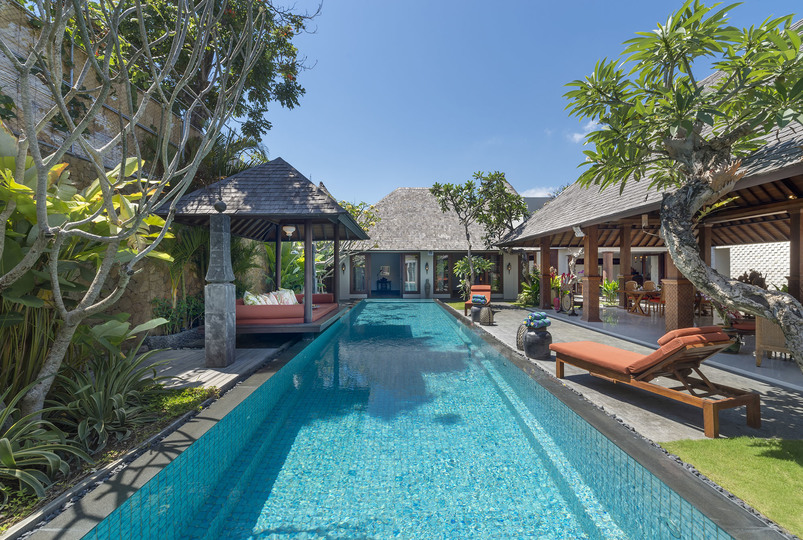 Ruhiger Luxus in üppigen Gärten – Bali Villa 1124