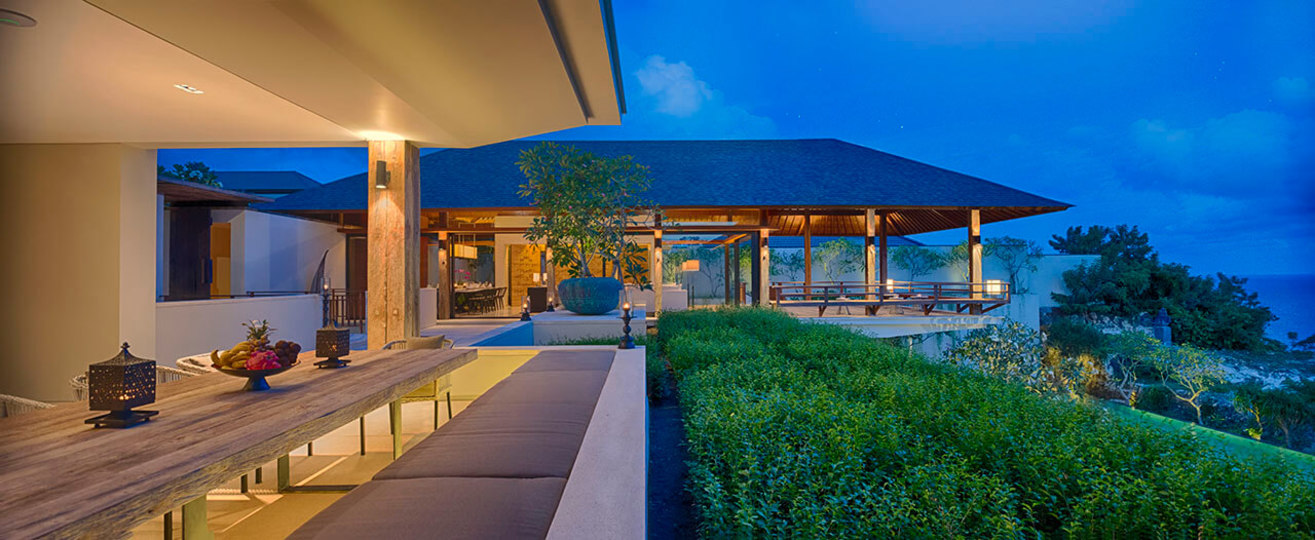 Erleben Sie ultimativen Luxus am Strand – Bali Villa 1129