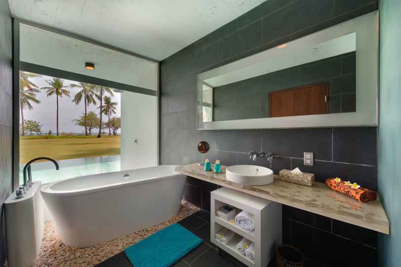 Luxus-Fluchtvilla mit Meerblick in Lombok, 1133