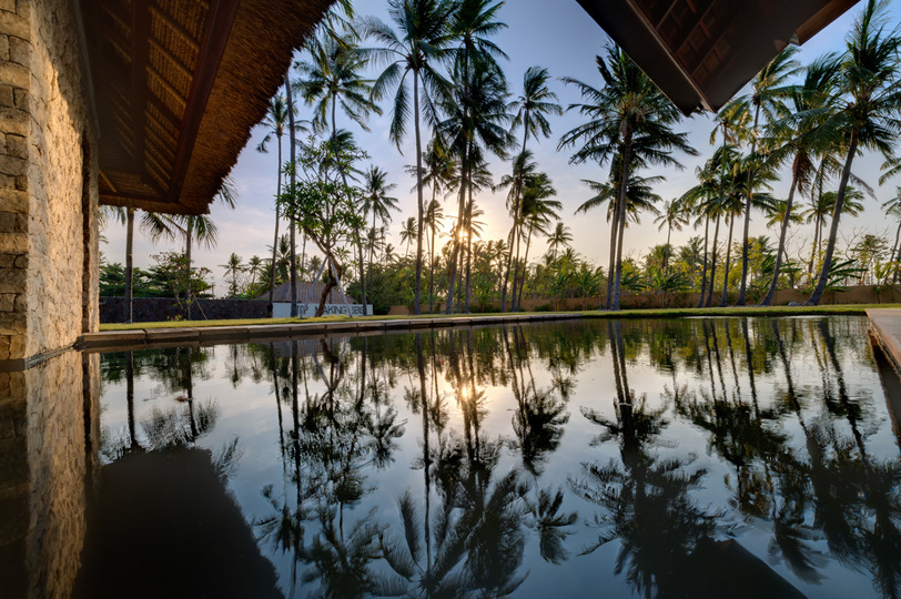 Luxus-Fluchtvilla mit Meerblick in Lombok, 1133