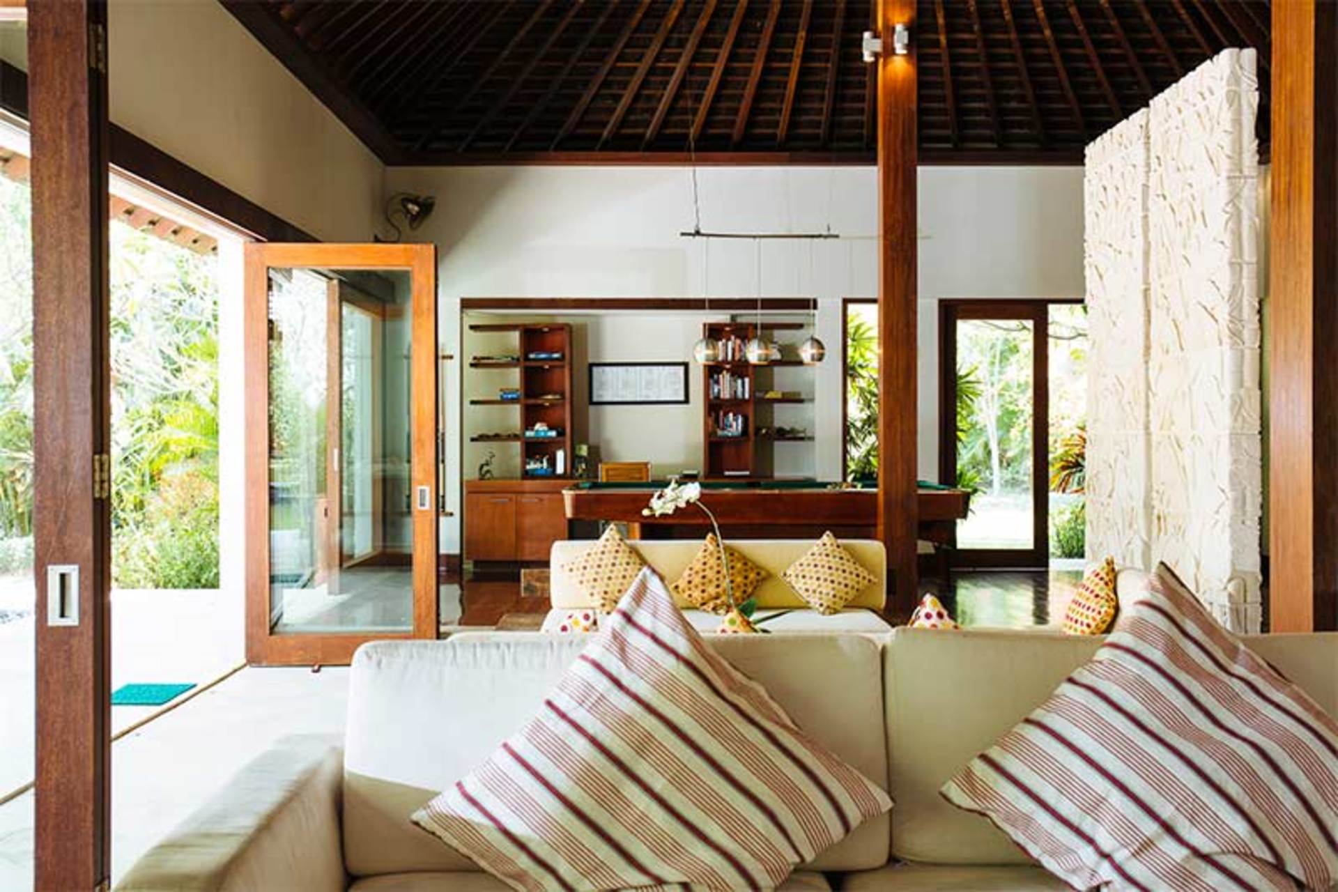Luxuriöse Villa mit 4 Schlafzimmern und privatem Pool, Lombok Villa 1134
