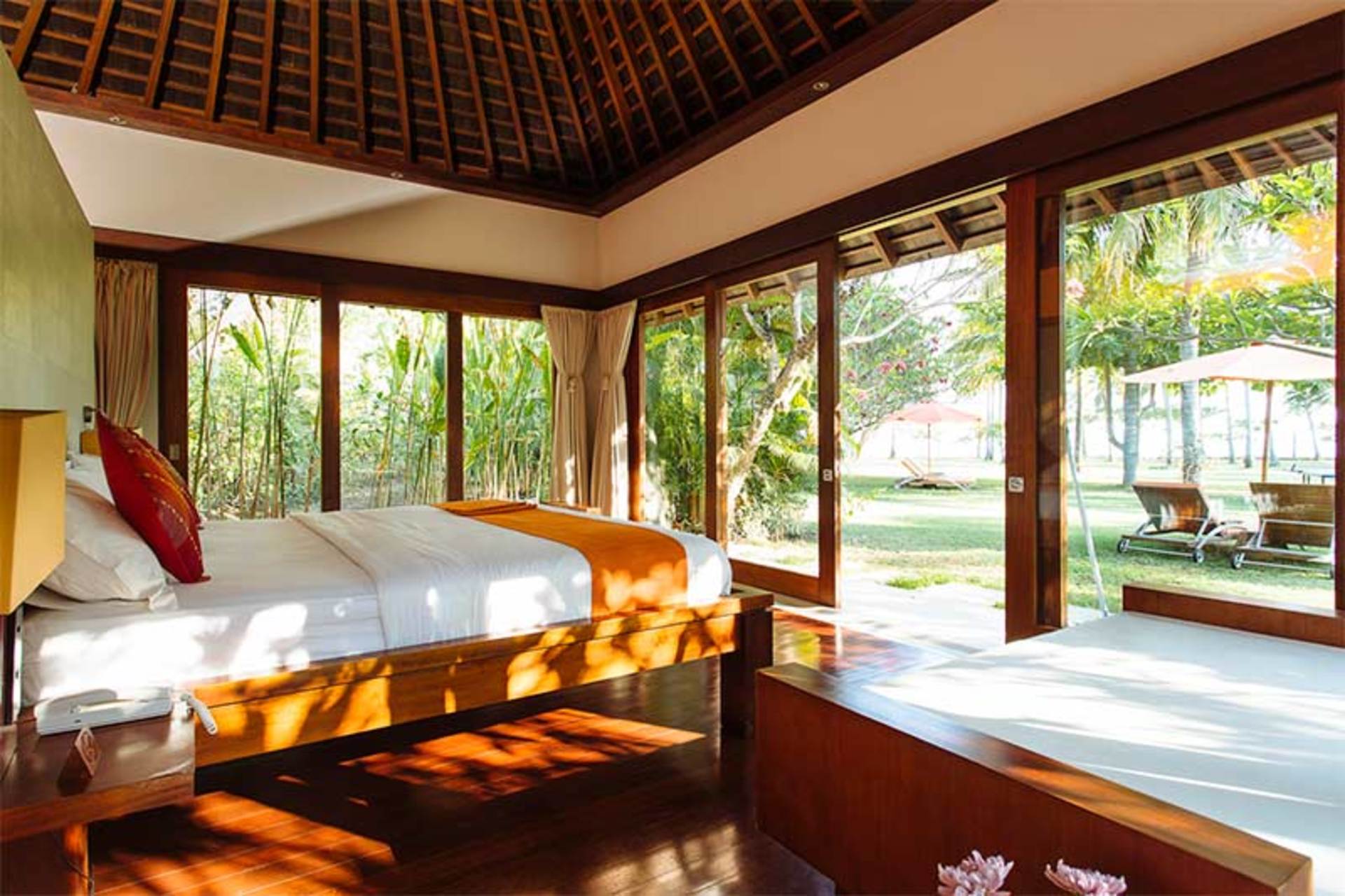 Luxuriöse Villa mit 4 Schlafzimmern und privatem Pool, Lombok Villa 1134