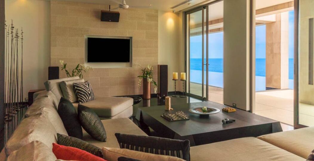 Sie und Ihre Familie werden einen Traumurlaub in dieser Luxusvilla 1013 mit 9 Schlafzimmern in Phuket verbringen.