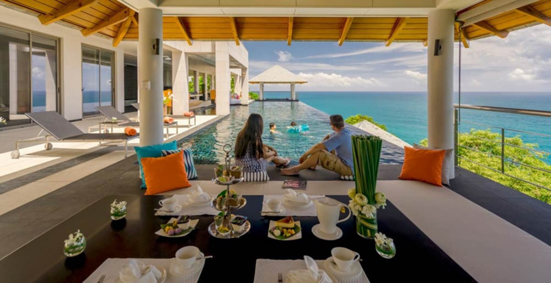 Sie und Ihre Familie werden einen Traumurlaub in dieser Luxusvilla 1013 mit 9 Schlafzimmern in Phuket verbringen.