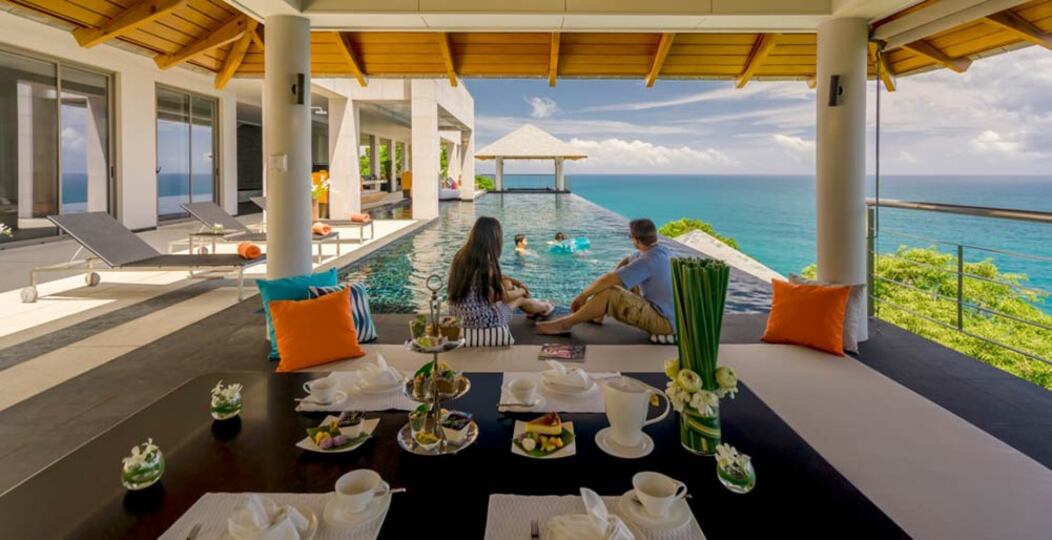 Sie und Ihre Familie werden einen Traumurlaub in dieser Luxusvilla 1013 mit 9 Schlafzimmern in Phuket verbringen.