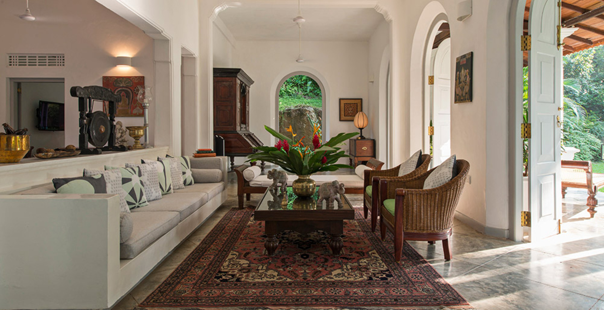 Mieten Sie diese Luxusvilla mit Familie und Freunden, mit 24/7-Concierge und Privatkoch, Villa Pooja Kanda