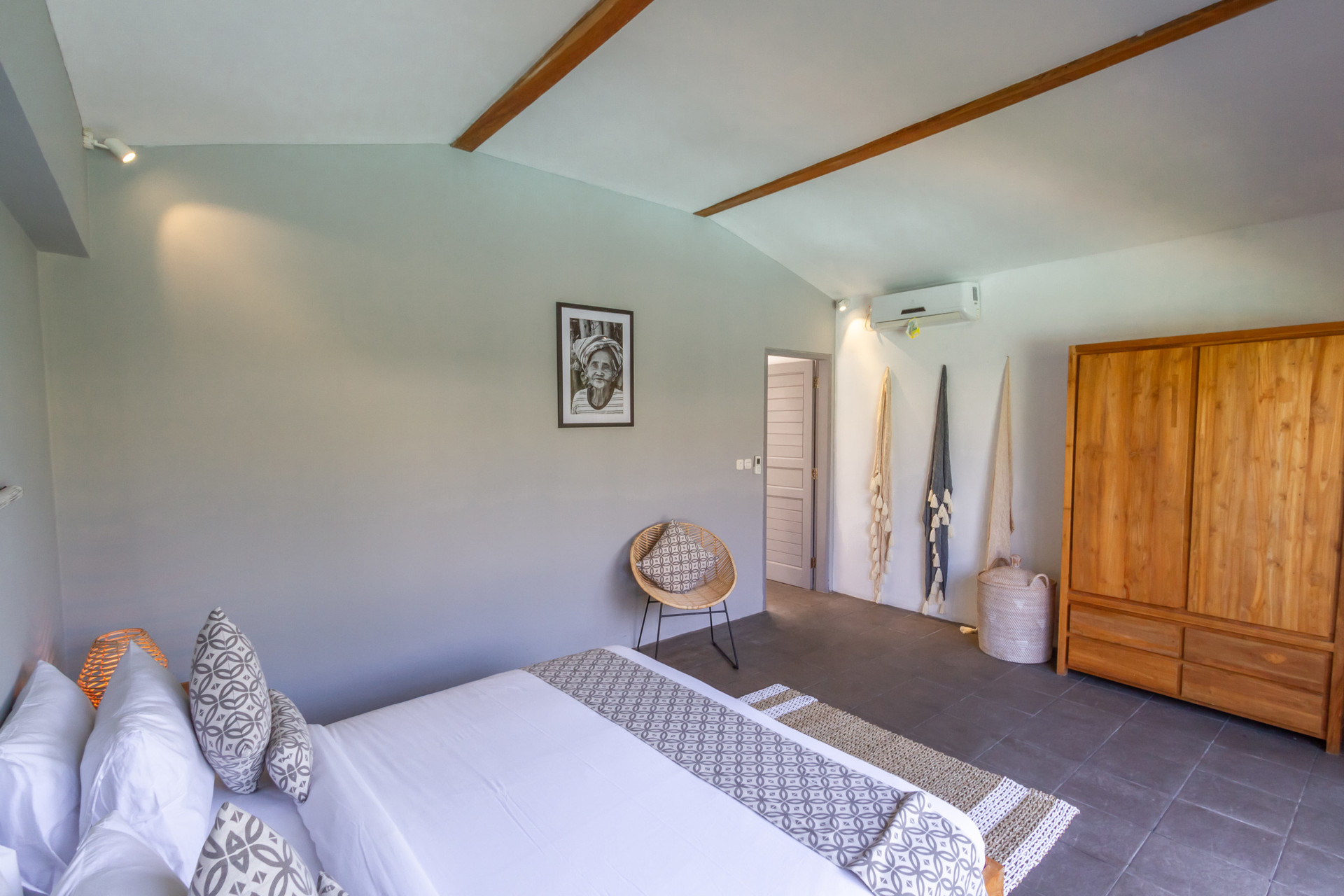 Mieten Sie Ihre 5-Sterne-Privatvilla in Seminyak, Bali Villa 1153