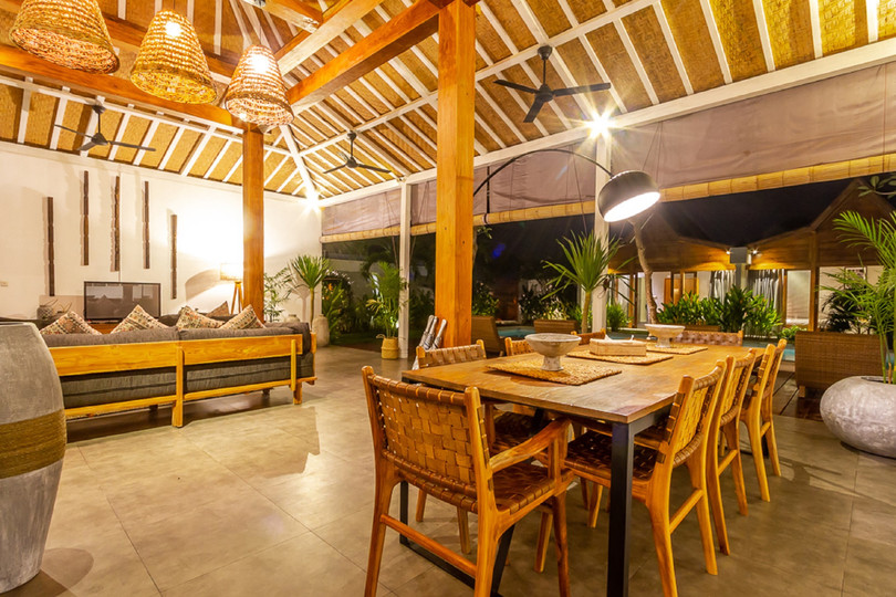 Mieten Sie Ihre 5-Sterne-Privatvilla in Seminyak, Bali Villa 1153