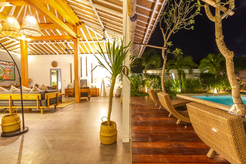Mieten Sie Ihre 5-Sterne-Privatvilla in Seminyak, Bali Villa 1153
