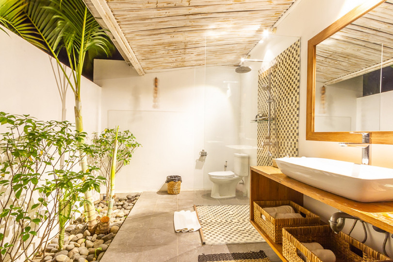 Mieten Sie Ihre 5-Sterne-Privatvilla in Seminyak, Bali Villa 1153