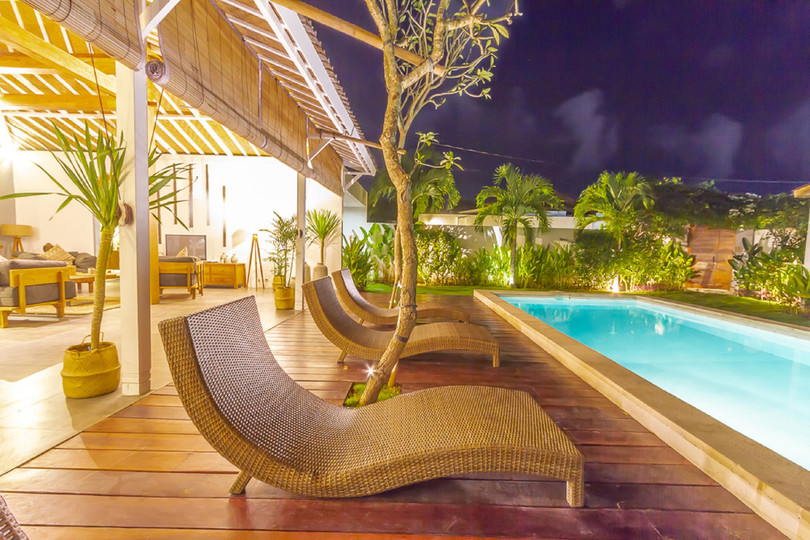Mieten Sie Ihre 5-Sterne-Privatvilla in Seminyak, Bali Villa 1153