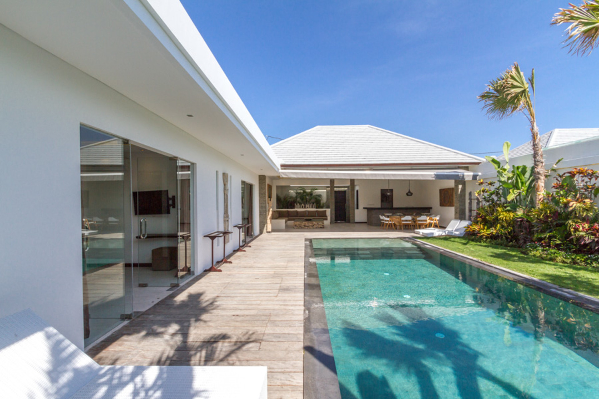 Luxuriöse Villa mit 3 Schlafzimmern in der Nähe der Sehenswürdigkeiten von Seminyak, Bali Villa 1157