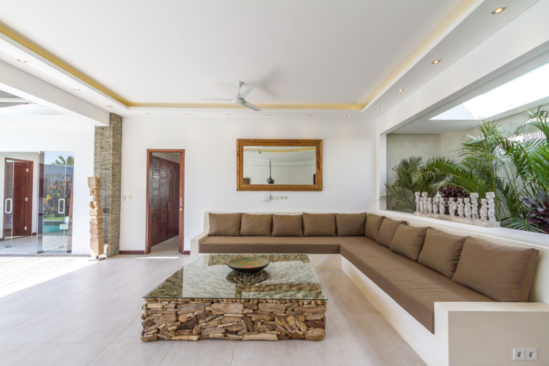 Luxuriöse Villa mit 3 Schlafzimmern in der Nähe der Sehenswürdigkeiten von Seminyak, Bali Villa 1157