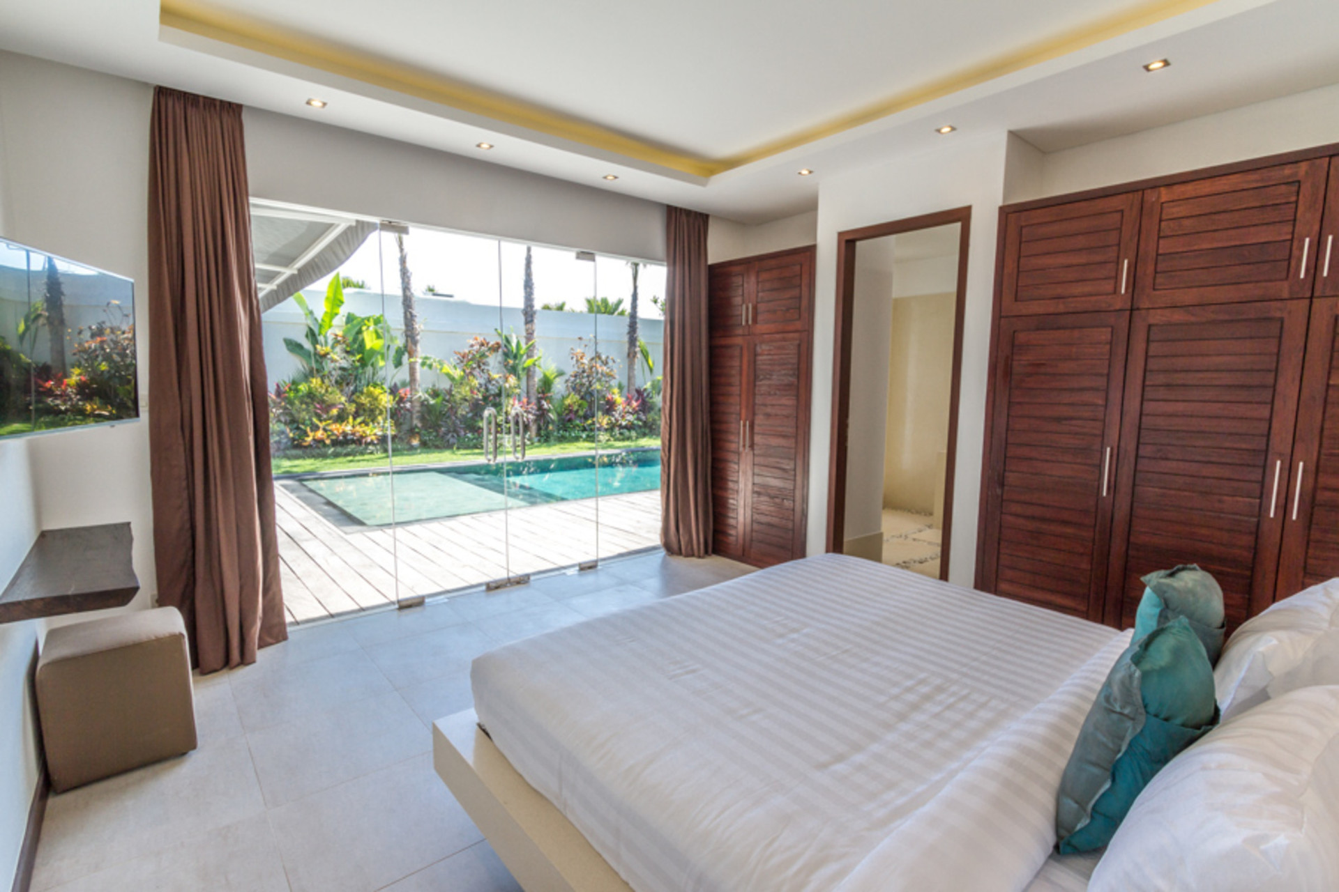 Luxuriöse Villa mit 3 Schlafzimmern in der Nähe der Sehenswürdigkeiten von Seminyak, Bali Villa 1157