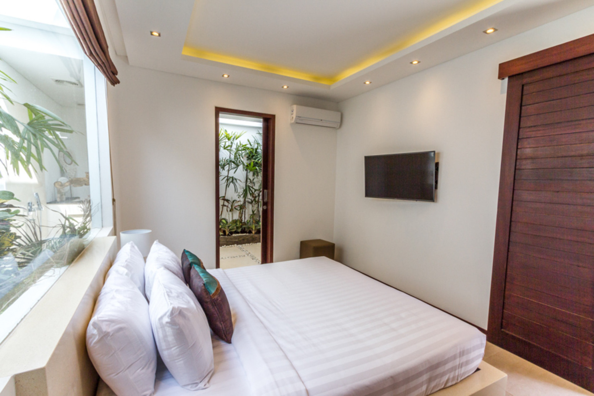 Luxuriöse Villa mit 3 Schlafzimmern in der Nähe der Sehenswürdigkeiten von Seminyak, Bali Villa 1157