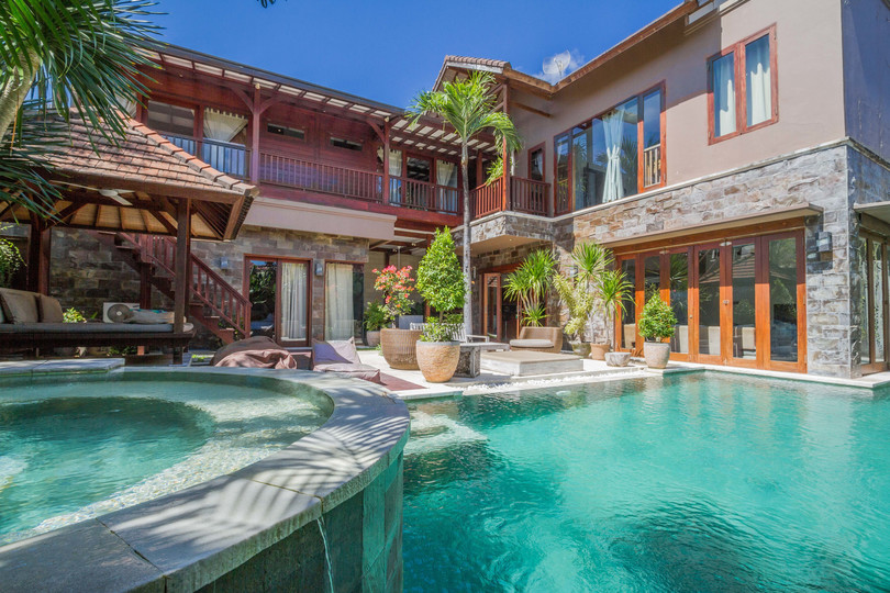 Luxuriöse Familienvilla mit 5 Schlafzimmern in der Nähe von Seminyak, Bali Villa 1167