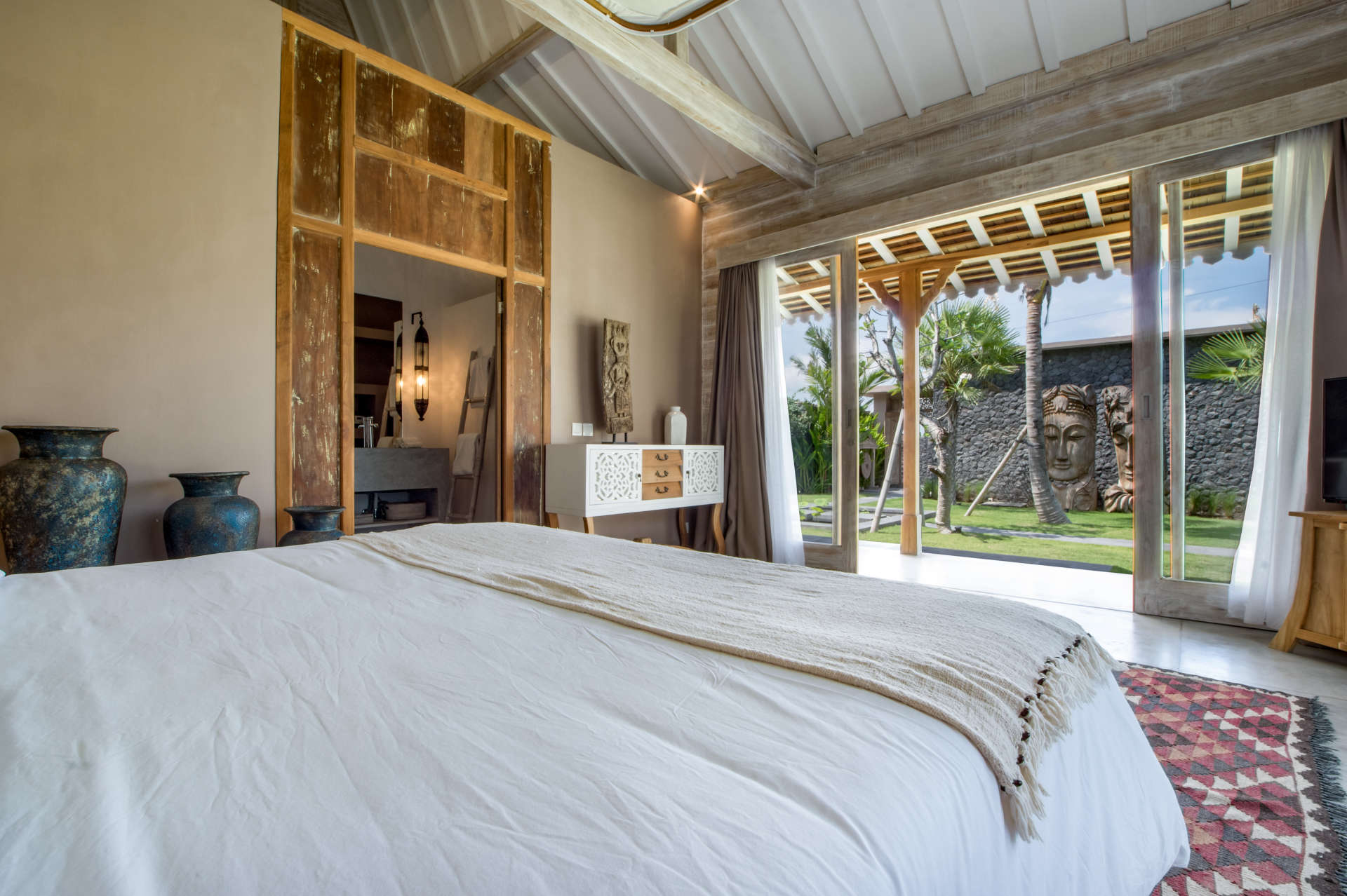 Genießen Sie den Urlaub Ihres Lebens und mieten Sie Ihre eigene 5-Sterne-Privatvilla zum besten Preis in Kerobokan, Villa Bali 2008