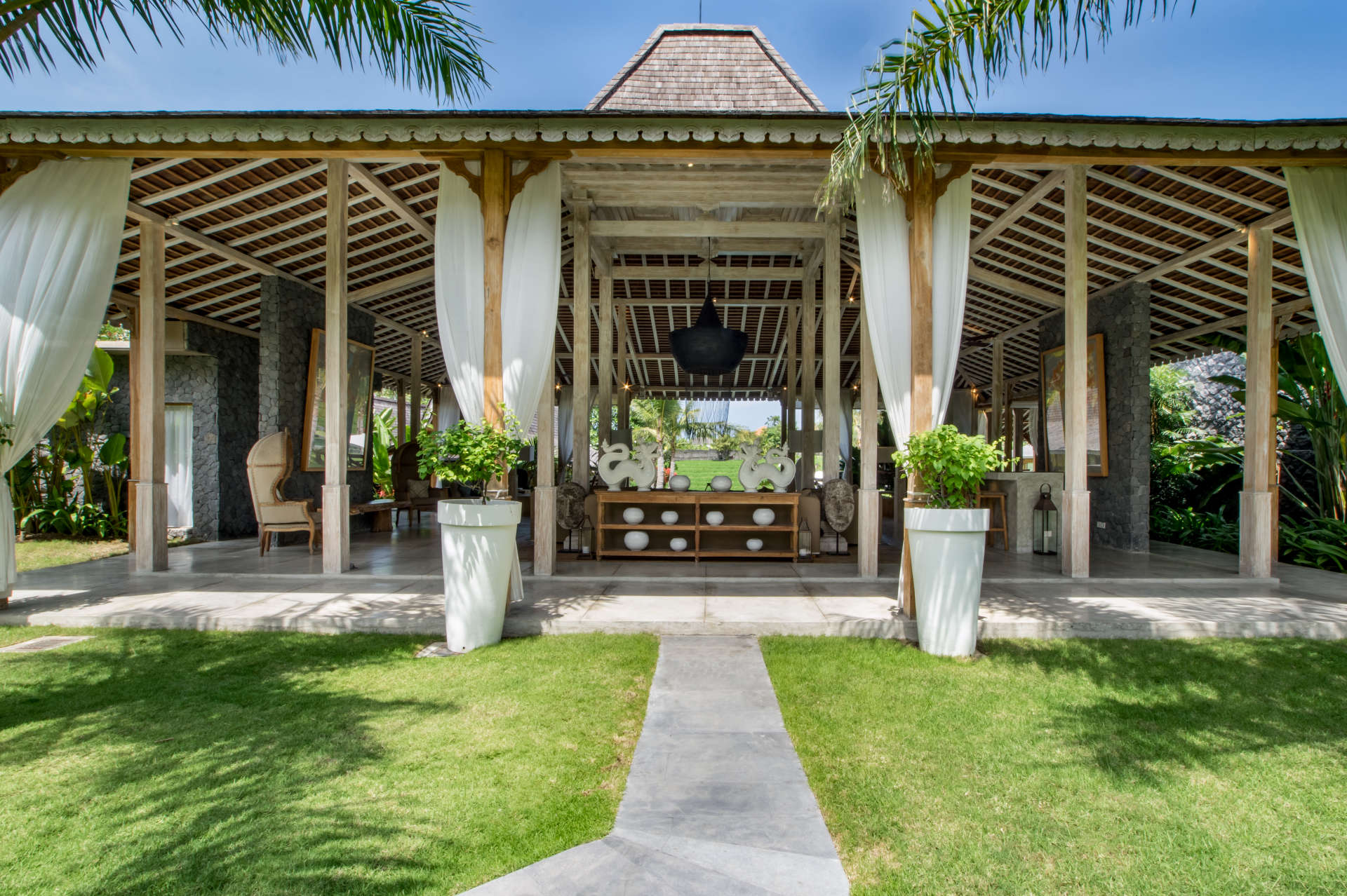 Genießen Sie den Urlaub Ihres Lebens und mieten Sie Ihre eigene 5-Sterne-Privatvilla zum besten Preis in Kerobokan, Villa Bali 2008