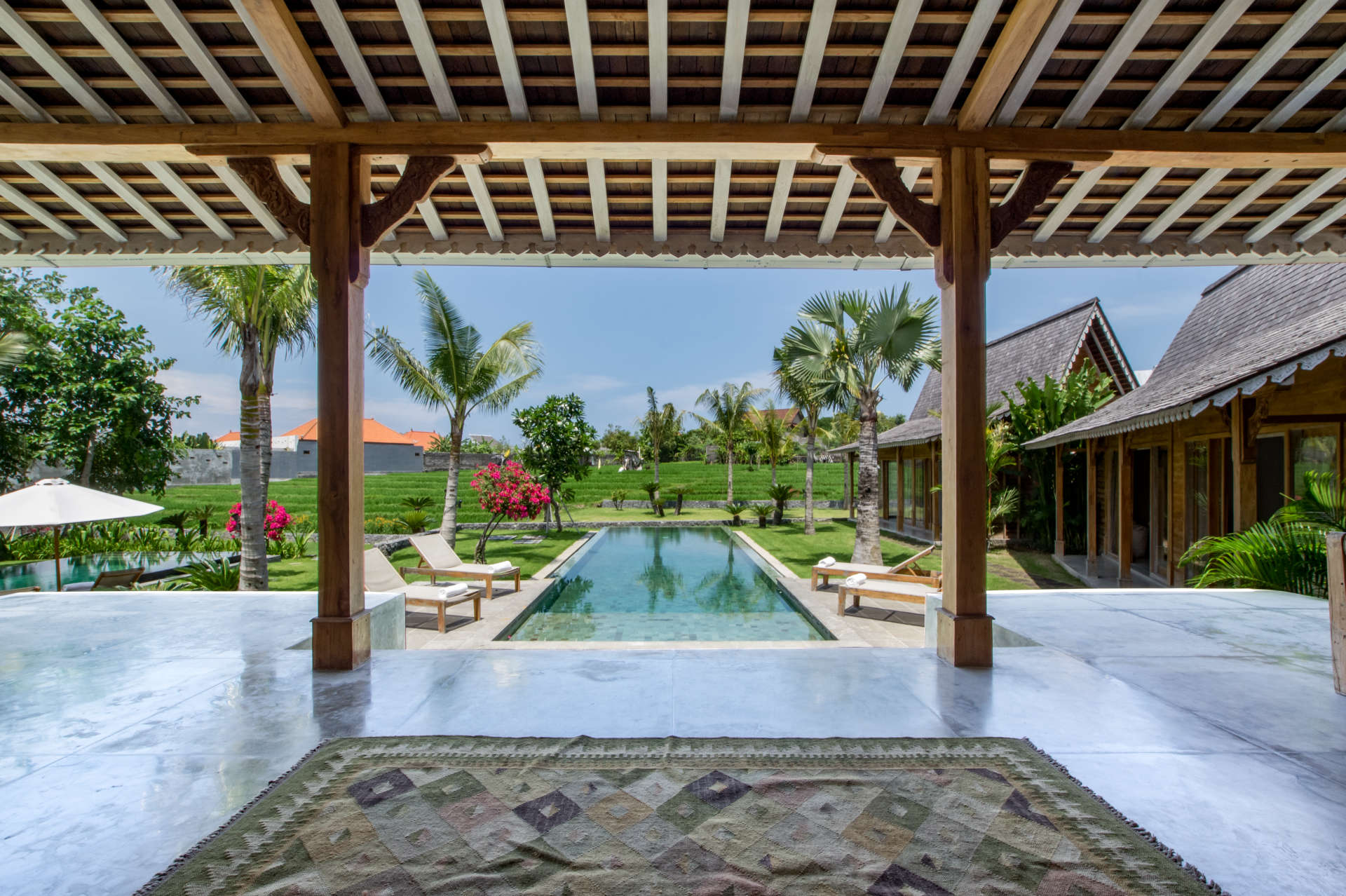 Genießen Sie den Urlaub Ihres Lebens und mieten Sie Ihre eigene 5-Sterne-Privatvilla zum besten Preis in Kerobokan, Villa Bali 2008