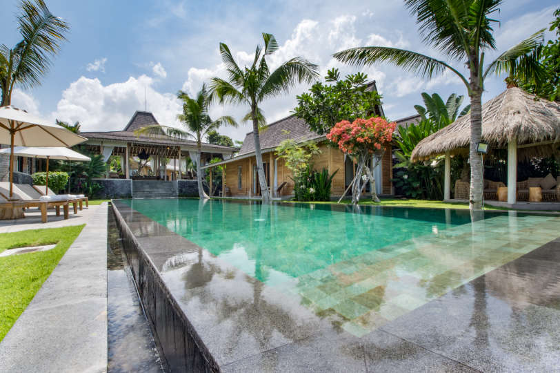 Genießen Sie den Urlaub Ihres Lebens und mieten Sie Ihre eigene 5-Sterne-Privatvilla zum besten Preis in Kerobokan, Villa Bali 2008