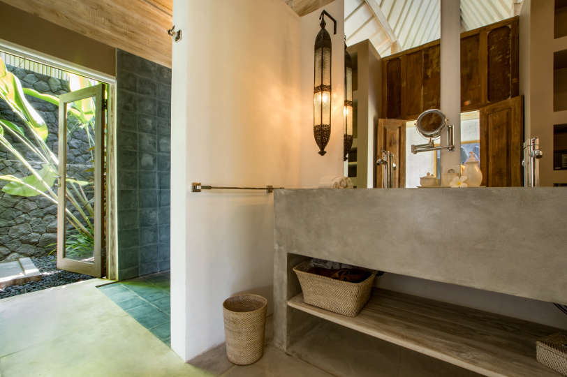 Genießen Sie den Urlaub Ihres Lebens und mieten Sie Ihre eigene 5-Sterne-Privatvilla zum besten Preis in Kerobokan, Villa Bali 2008
